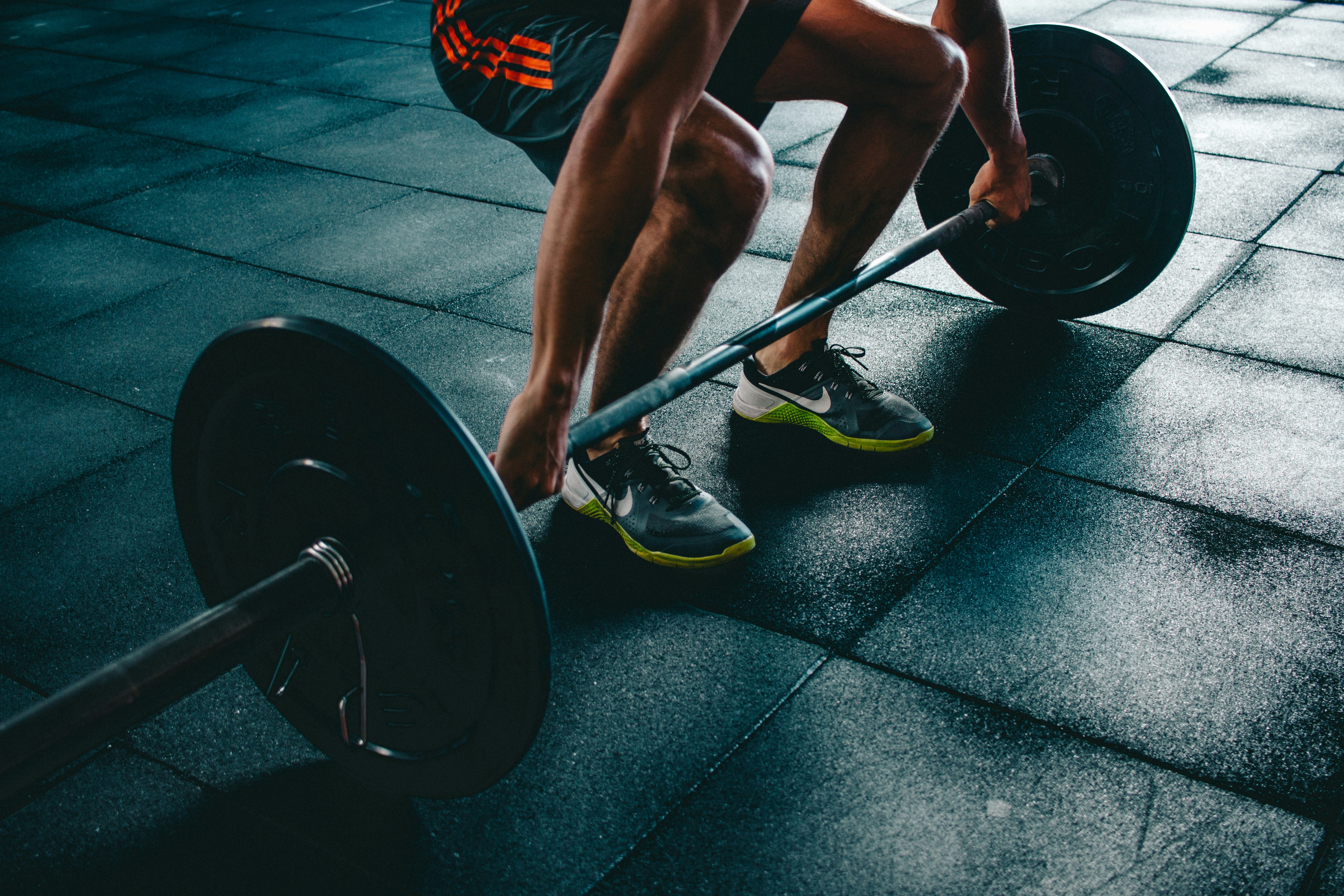 Suplementy pro silový trénink a fitness: protein, kreatin a co dalšího potřebujete
