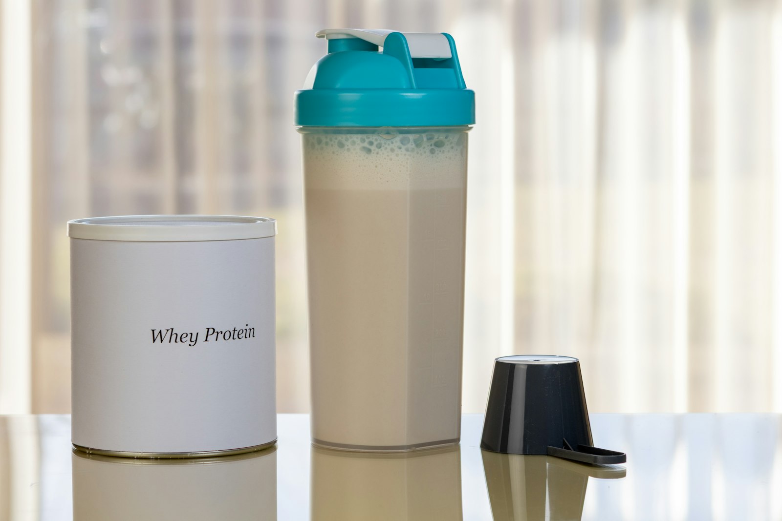 Jak vybrat protein podle svého cíle: nabrat, zhubnout, nebo se lépe regenerovat