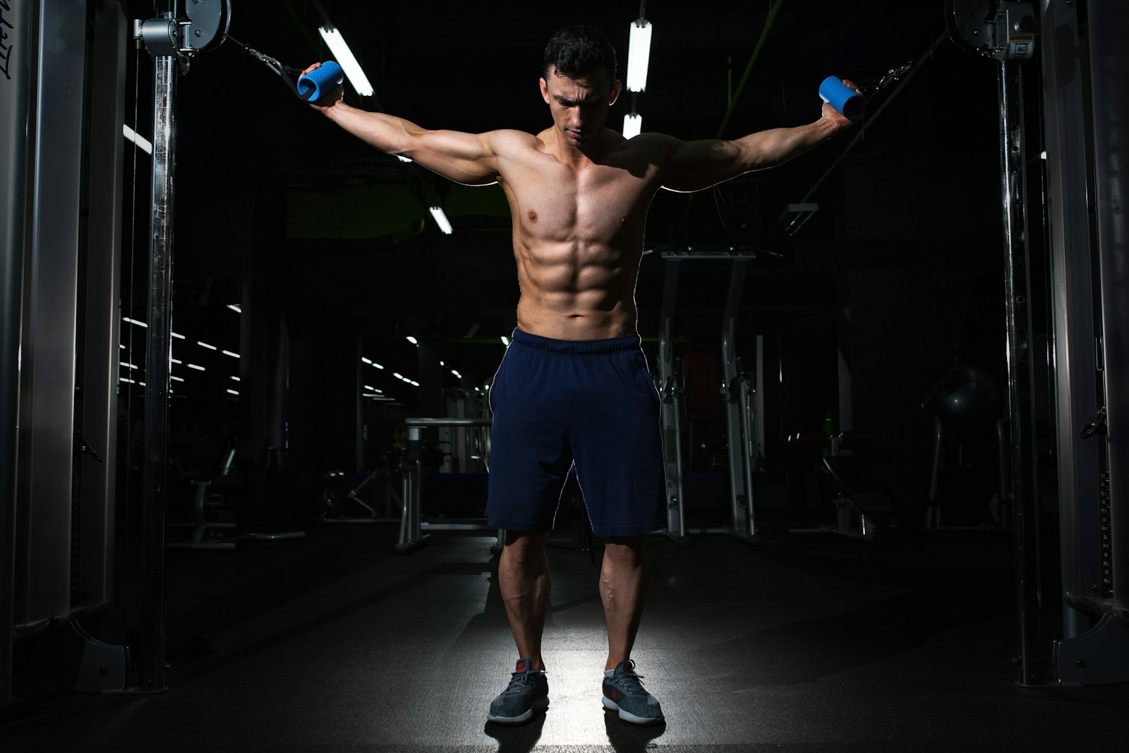 Pre-workout se stimulanty, nebo bez? Jak vybrat mezi Black Dragon a Red Dragon